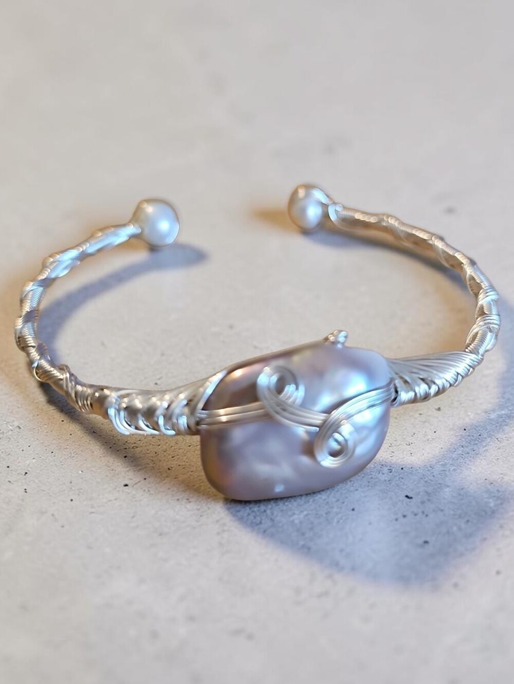 Sassified BOUTIQUE NWT Sterling Wire-Wrapped Lavender Pearl Cuff Bracelet